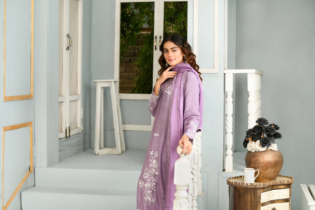 Reviving Tradition: How Alaya is Redefining Pakistani Women's Wear for a New Era